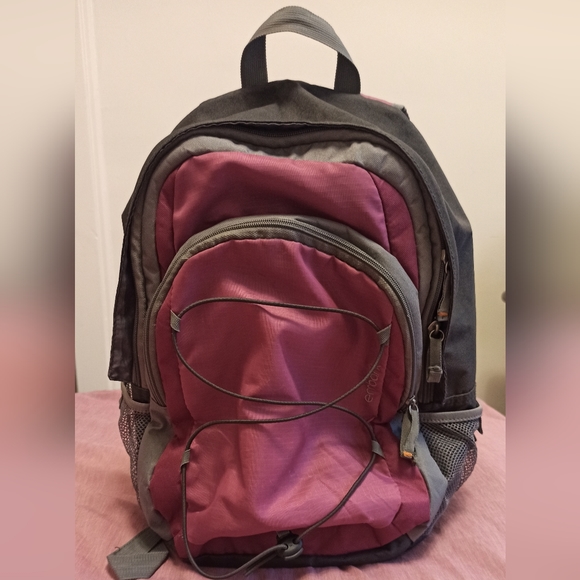 Embark Backpack - Picture 2 of 6